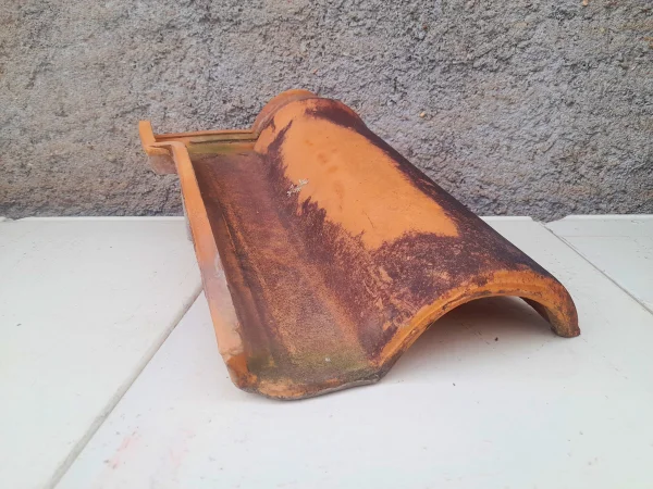 Telha Portuguesa de Barro Antiga 38 x 21 cm – Compatível com Cerâmica Desconzi
