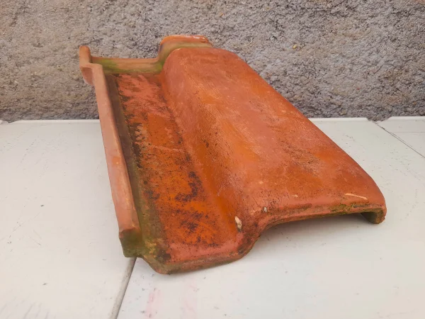 Telha Romana de Barro Antiga 40 x 20 cm